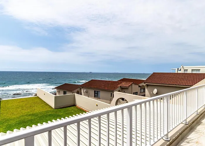 Spacious Beachfront Oasis