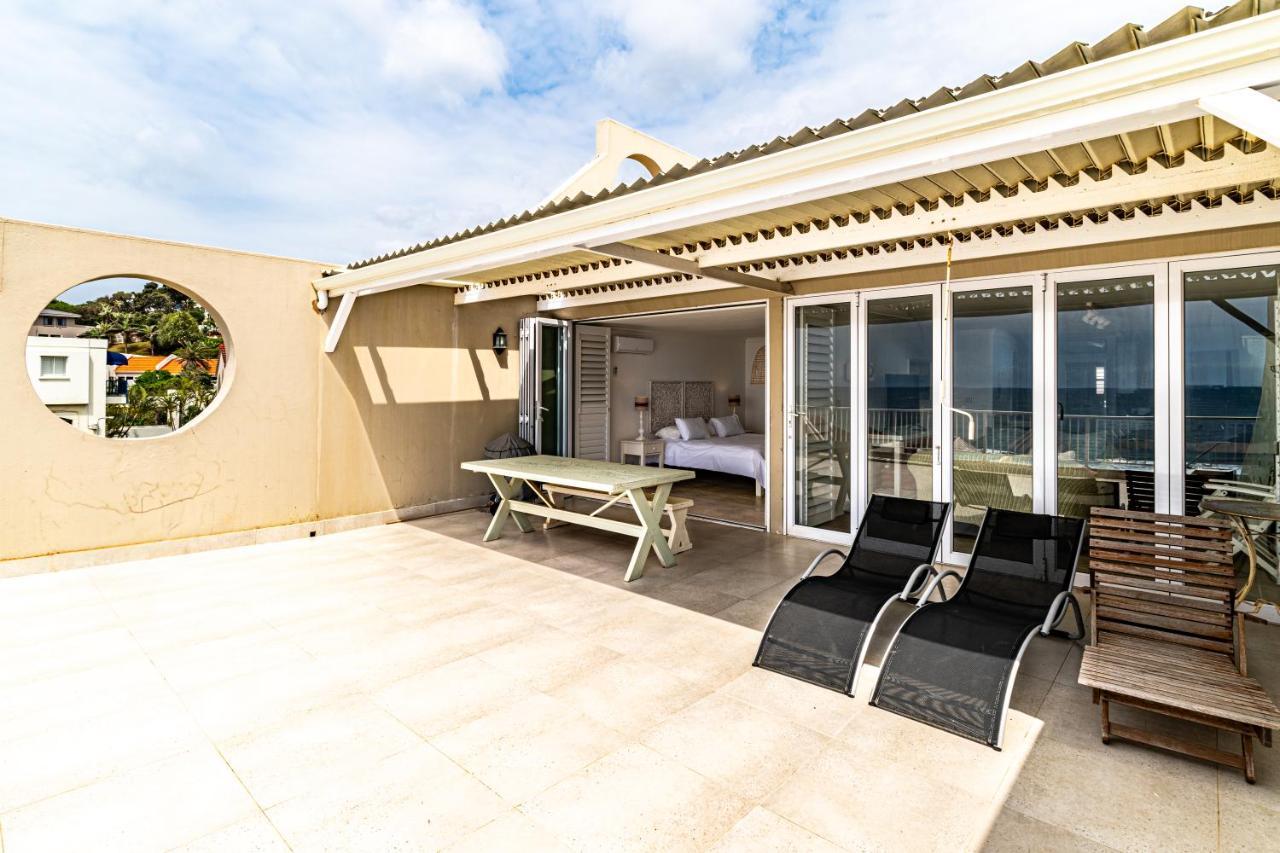 Spacious Beachfront Oasis * Ballito